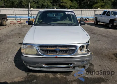 1998 Ford Explorer из США, поврежденный, VIN 1FMZU32X3WZA16877